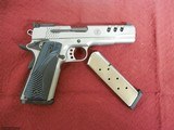 Smith and Wesson 1911 Performance Center Stainless .45 ACP 5-inch 8Rds G10 Grips Glass Bead - 8 of 11