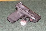 Smith and Wesson M&P 9 Shield M2.0 Bundle - 1 of 10