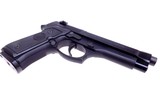 Gorgeous Beretta Model M92 FS – 92FS 9mm Semi Automatic Pistol in the Original Box W/Paperwork Manual 2x 15 Round Magazines - 10 of 12