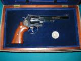 SMITH & WESSON MODEL 25-3, NEW IN BOX, WITH BOOK , CASE, KEY, MEDALLION AND EVEN OUTSIDE SHIPPING CARTON - 4 of 8