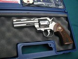COLT PYTHON STAINLESS,4