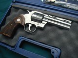 COLT PYTHON STAINLESS,4