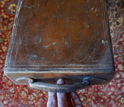 Oak case and leather cover for a percussion park rifle - Image 2 of 6