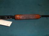 Remington 870 Classic Trap Unfired Factory Display gun - 5 of 12