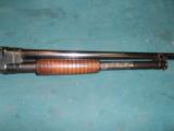 Winchester Model 12, 16ga, 28, Mod plain barrel - 3 of 16