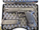 Heckler & Koch, H & K USP Expert 9mm, Factory demo - 1 of 12