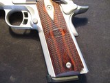 Kimber Rimfire Rim Fire Super Custom shop, 22, 5 mags, in case - 11 of 13