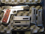 Kimber Rimfire Rim Fire Super Custom shop, 22, 5 mags, in case - 1 of 13