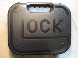 Glock G44, 22LR, 2 mags, new in case - 3 of 13