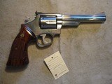 Smith & Wesson 66 66-2, 357 Mag, 6" stainless, wood grips - 1 of 10