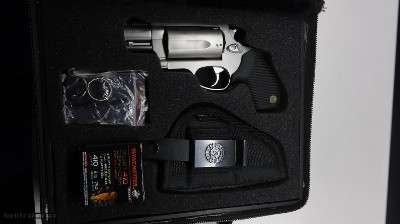 Taurus Judge Public Defender 45LC/410 2