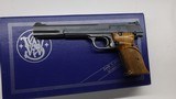 Smith & Wesson S&W 41 with factory box, Mag, cleaning kit - 4 of 19