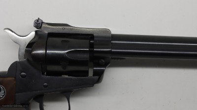 Ruger New Model Single-Six Single 6 FACTORY ERROR! 22 Convertible, 1979 - Image 5 of 20