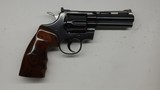 Colt Python 357 Mag, 4