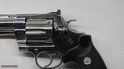 Colt Anaconda 44 Mag, 6