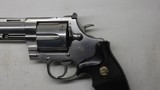 Colt Anaconda 44 Mag, 6