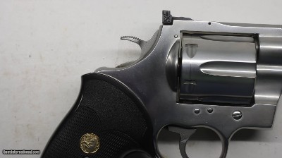 Colt Anaconda 44 Mag, 6