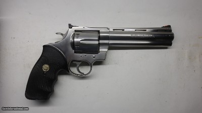 Colt Anaconda 44 Mag, 6