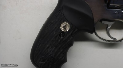 Colt Anaconda 44 Mag, 6
