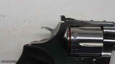 Colt Anaconda 44 Mag, 6