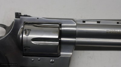 Colt Anaconda 44 Mag, 6