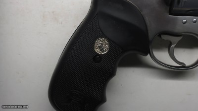 Colt Anaconda 44 Mag, 6