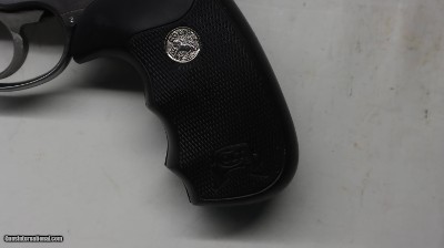 Colt Anaconda 44 Mag, 6