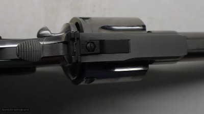 Colt Anaconda 44 Mag, 6
