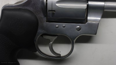 Colt Anaconda 44 Mag, 6