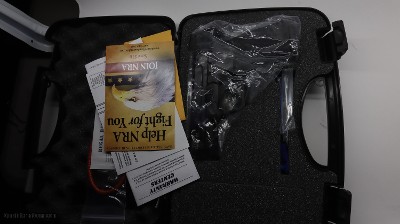 Smith & Wesson S&W M&P22 22lr, new in case 222000 - Image 10 of 10