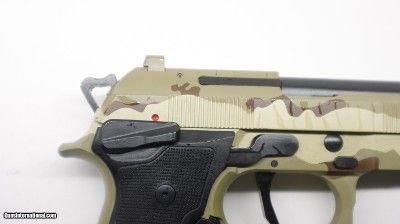 Beretta 92 XI 92XI DCU Camo New in box SPEC0732A18 - Image 3 of 9