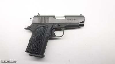 Para Ordnance P12-45 Like new in case x 2 mags & Case