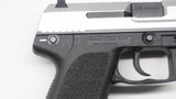 H&K USP Compact 9mm Two Tone Stainless HK Heckler & Koch - 6 of 17