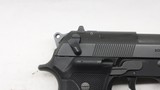 Beretta 92FS 9mm, like new in case Chrismon trace USA Made - 4 of 11