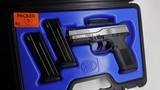 FN FNH FNS-9 Stainless 9mm 3 x 17 round LNIC - 10 of 11