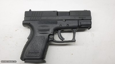 Springfield XD XD-9 Sub Compact 9mm in case 4 x mags