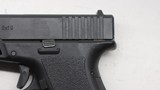 Glock 19 G19 9mm in Tupperware box Gen 2 - 14 of 18