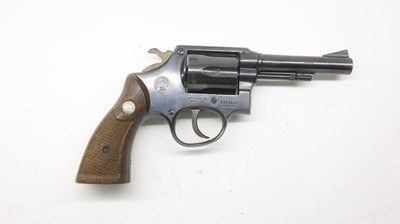 Taurus Revolver 38 Special 4