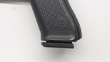 Glock 17 Gen 5, 9mm, with Streamlight cased, 3 x mags - 14 of 20