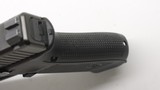 Glock 17 Gen 5, 9mm, with Streamlight cased, 3 x mags - 13 of 20