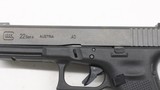 Glock 22 Gen 4, 40sw New in case or Like new 3 x mags - 15 of 19