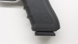 Glock 22 Gen 4, 40sw New in case or Like new 3 x mags - 13 of 19
