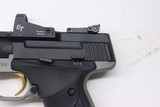 Browning Buck Mark Practical Red Dot 2024 Demo051591490 - 8 of 11