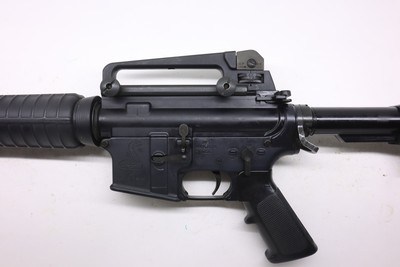 Bushmaster XM15-E2S, 223 5.56mm AR 15 AR15 16