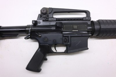Bushmaster XM15-E2S, 223 5.56mm AR 15 AR15 16