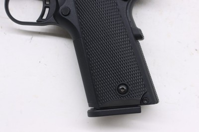 Browning 1911-380 Black Label 380 ACP 2013 Factory Demo 051904492 - Image 9 of 12