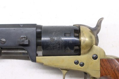 Uberti Colt 1851 Copy clone vintage 36 BP 7.5