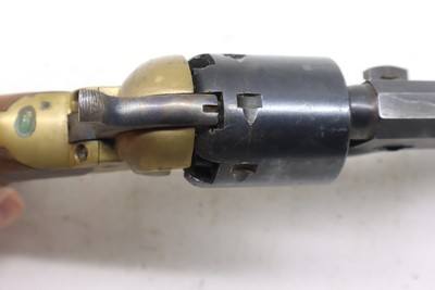 Uberti Colt 1851 Copy clone vintage 36 BP 7.5