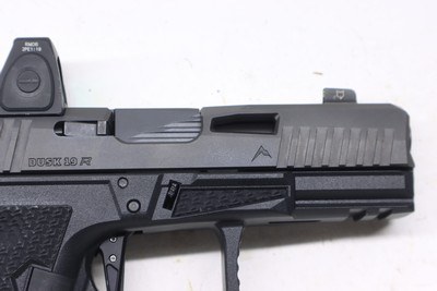 Lone Wolf Dusk 19 9mm Like new in case Trijicon sight LNIB - Image 3 of 14