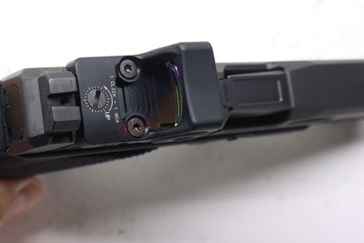 Lone Wolf Dusk 19 9mm Like new in case Trijicon sight LNIB - Image 7 of 14